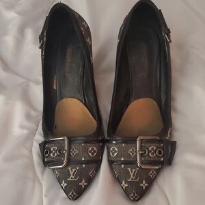 Louis Vuitton Black and Brown Monogram Heels